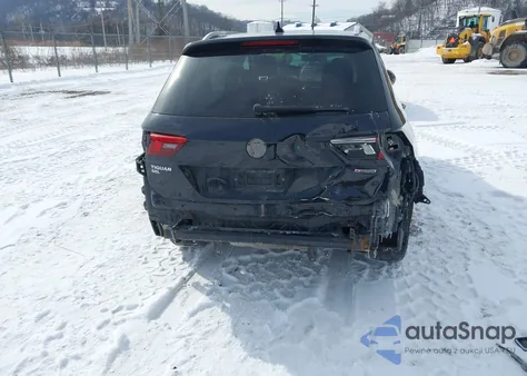 2019 Volkswagen Tiguan 2.0T Se/2.0T Sel/2.0T Sel R-Line/2.0T Sel R-Line Black z USA, uszkodzony, nr VIN 3VV2B7AXXKM077581